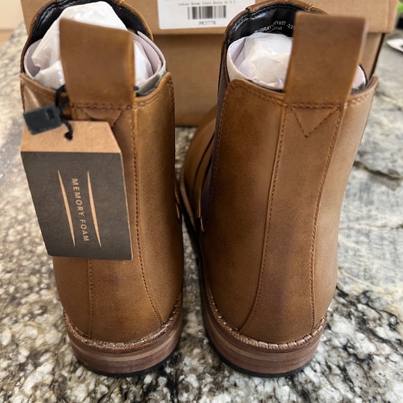 NWT Men’s Crevo Dubray boot. 9.5